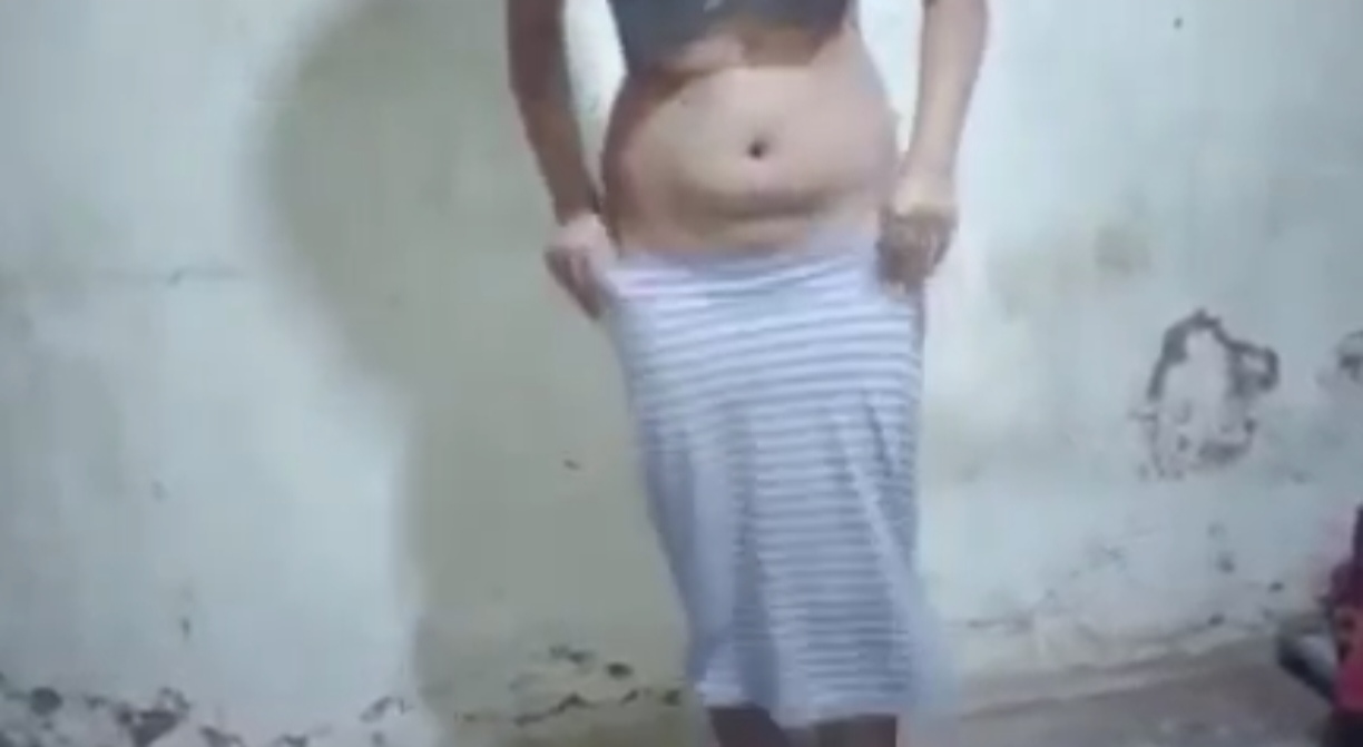 අල්ලපු ගෙදර අක්කගෙ කාබරෙට පැනල අක්කට දෙන සැප🥵🍌🍑🫦