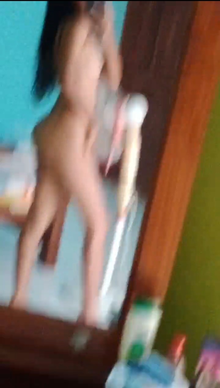 කෙල්ල කොල්ලට යවපු වීඩියො එක ලික් වෙලා💋🥵🤭