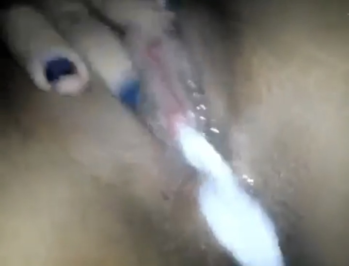 කිම්බෙන් බඩු බේරේනවා 🍆🍑💦🥵